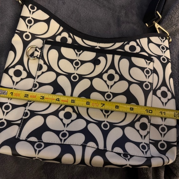 Black and Cream Patterned Women's Bag - Picture 6 of 8